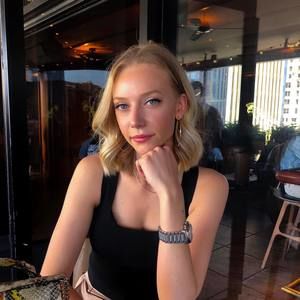 Meet your Posher, Vanessa